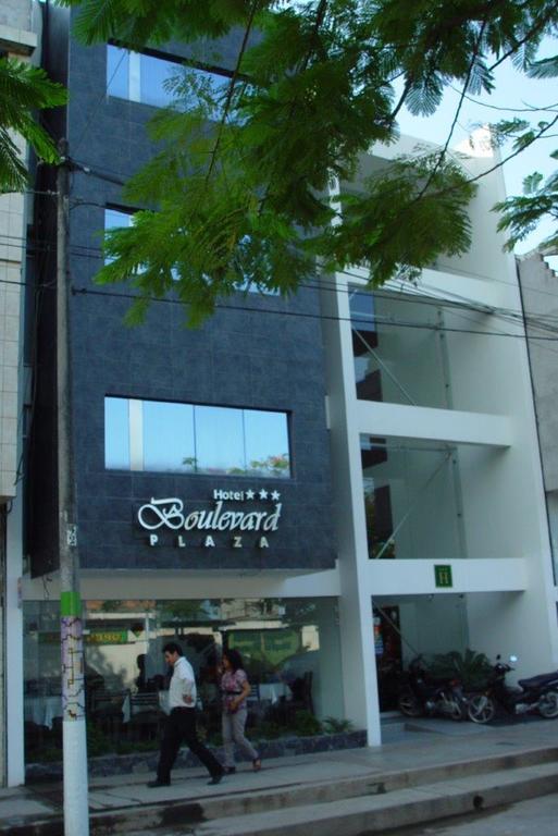 Hotel Boulevard Plaza Pucallpa Eksteriør billede